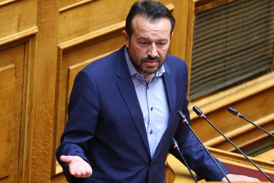 Νίκος Παππάς: Ο Μητσοτάκης ρίχνει «παραγάδι» προς το ΠΑΣΟΚ